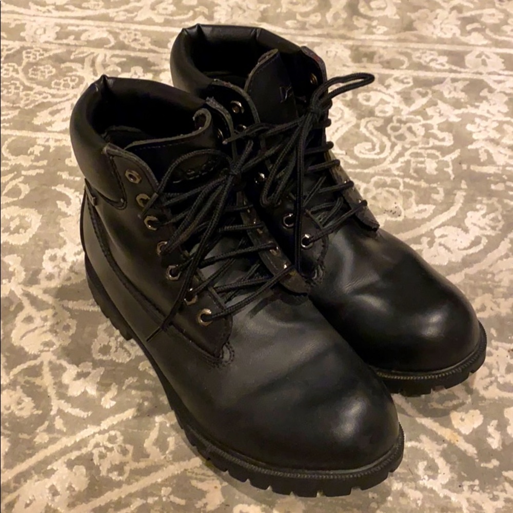 Men’s waterproof work boots